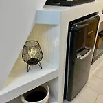 Apartment Babatseratsi Skyrian 2 *