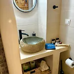 Babatseratsi Skyrian 2 Apartment