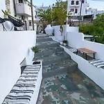 Babatseratsi Skyrian 2 * Skyros