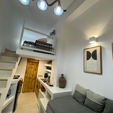 Апартаменты Babatseratsi Skyrian 2 Скирос