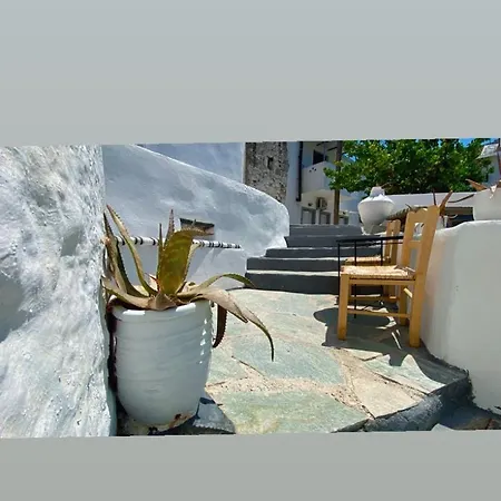 Апартаменты Babatseratsi Skyrian 2 Скирос