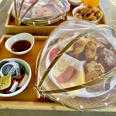 Babatseratsi Skyrian 2 * Скирос