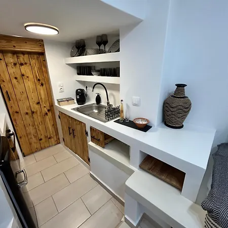 Babatseratsi Skyrian 2 Скирос