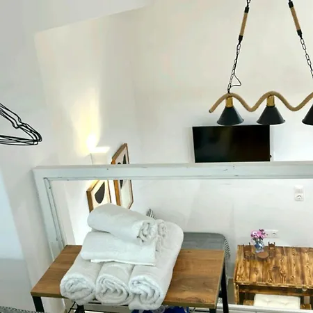 Babatseratsi Skyrian 2 *