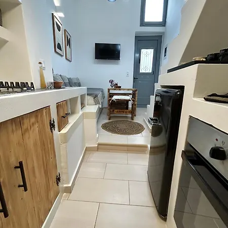 Babatseratsi Skyrian 2 Апартаменты