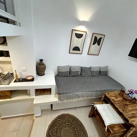 Babatseratsi Skyrian 2 アパート スキロス