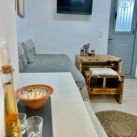 Babatseratsi Skyrian 2 Апартаменты *