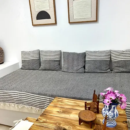 Babatseratsi Skyrian 2 *