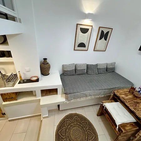 Babatseratsi Skyrian 2 アパート スキロス