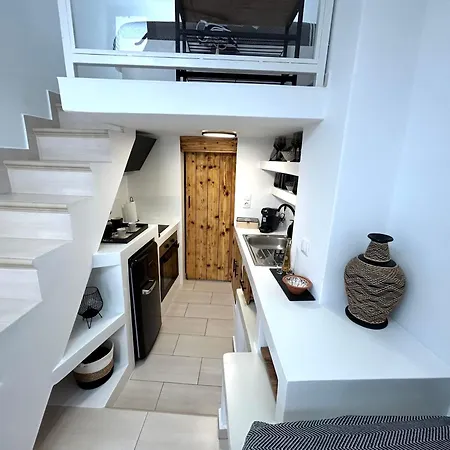 Babatseratsi Skyrian 2 Апартаменты