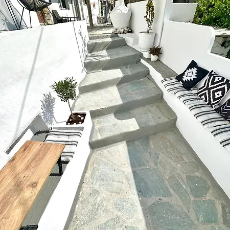 Appartement Babatseratsi Skyrian 2 *