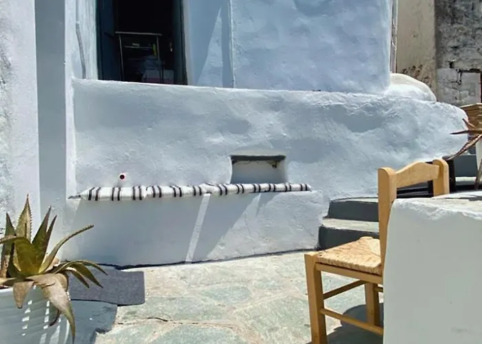 Babatseratsi Skyrian 2 Apartment Skyros