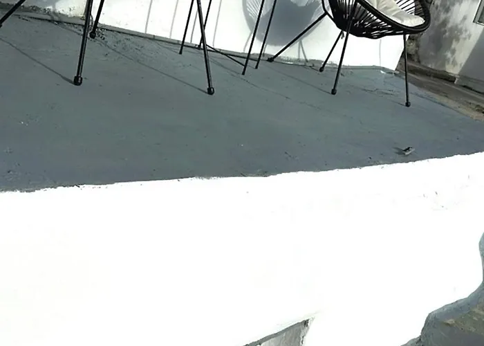 Babatseratsi Skyrian 2 Apartment *