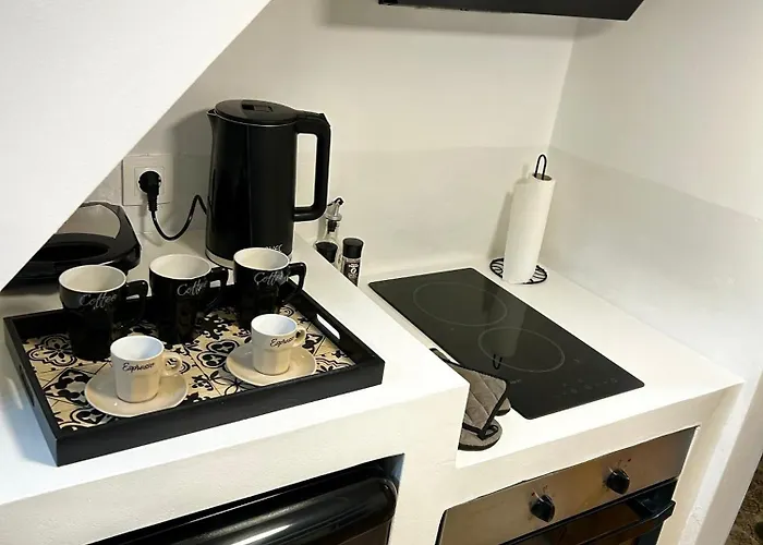 Babatseratsi Skyrian 2 * Skyros