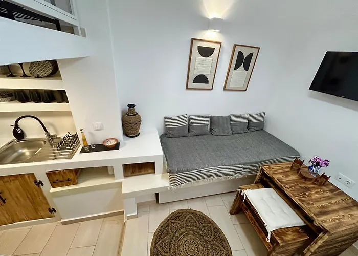 Babatseratsi Skyrian 2 Apartment Skyros