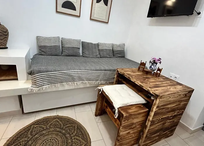 Apartment Babatseratsi Skyrian 2 Skyros